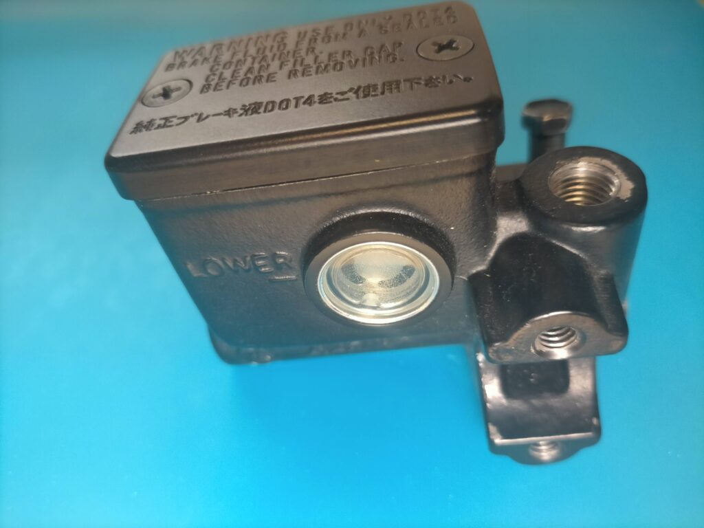 セロー250フロントマスターシリンダー