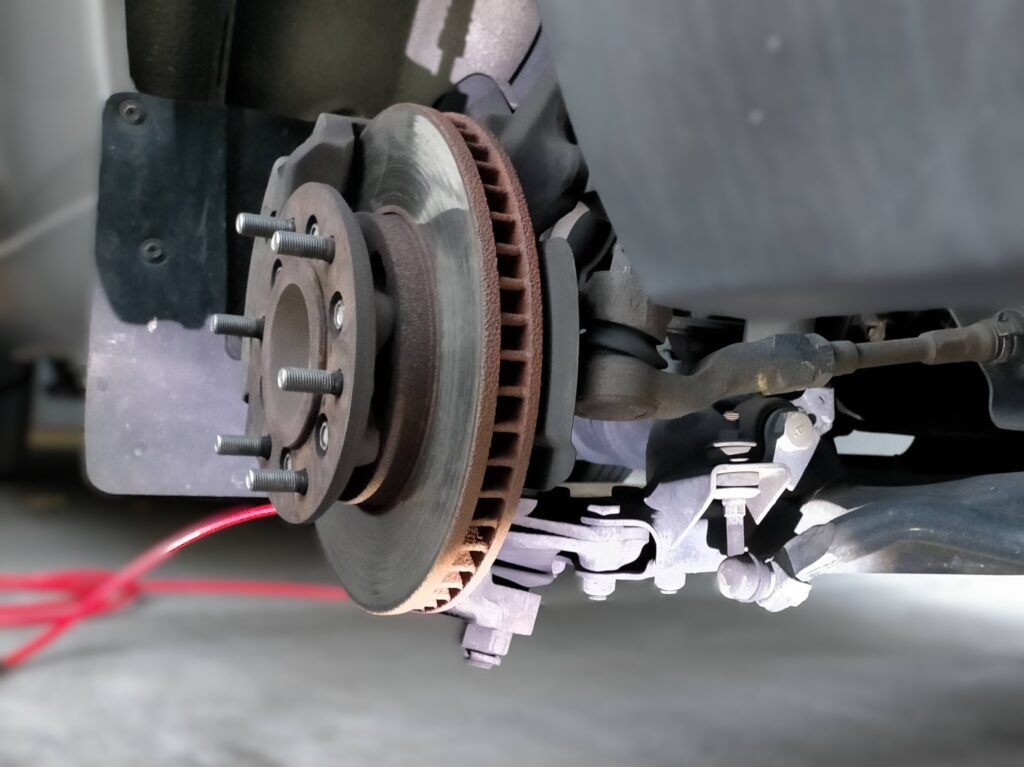 ロアボールジョイント全体(ブーツ破れ確認)