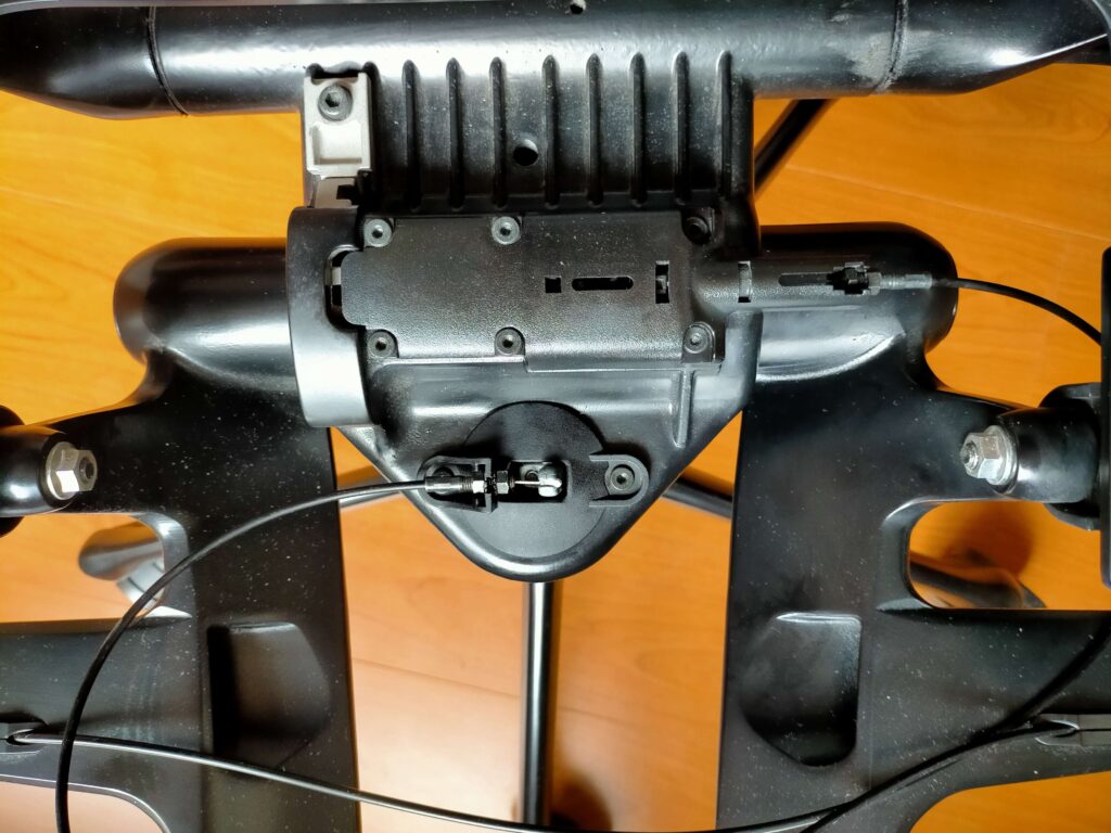 パテ乾燥後（24時間）ワイヤーを取り付け完了