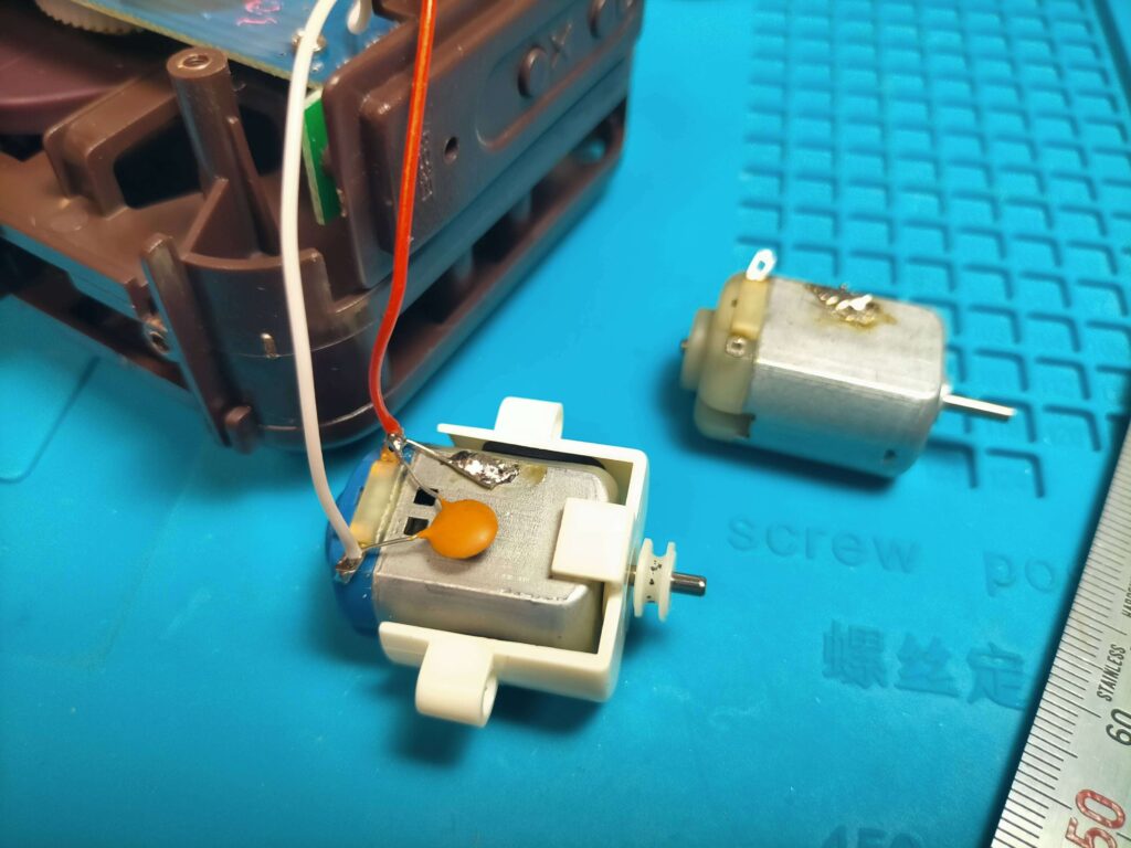 バンクマンのDCモータ交換（１３０モーター）