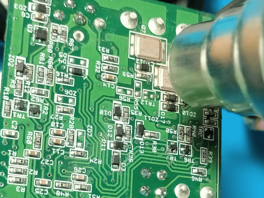 MOSFETをヒートガンで炙って半田クラックをリフロー修理