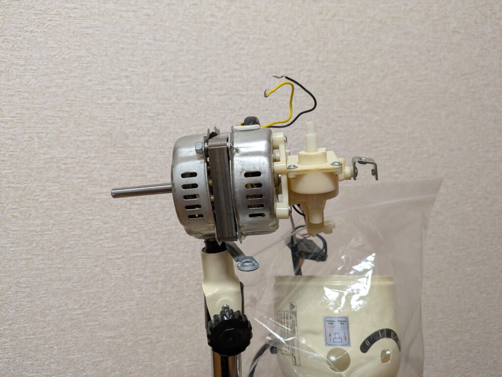 ローター軸、モーター類を取付完了