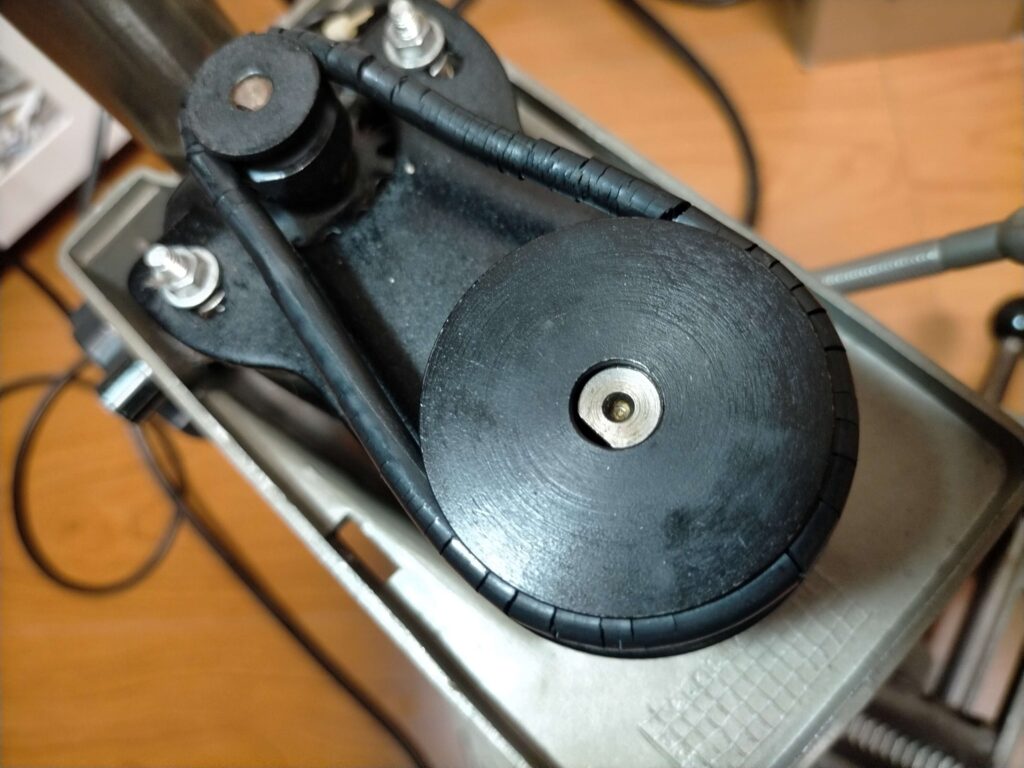 ベルトカバーを外した所