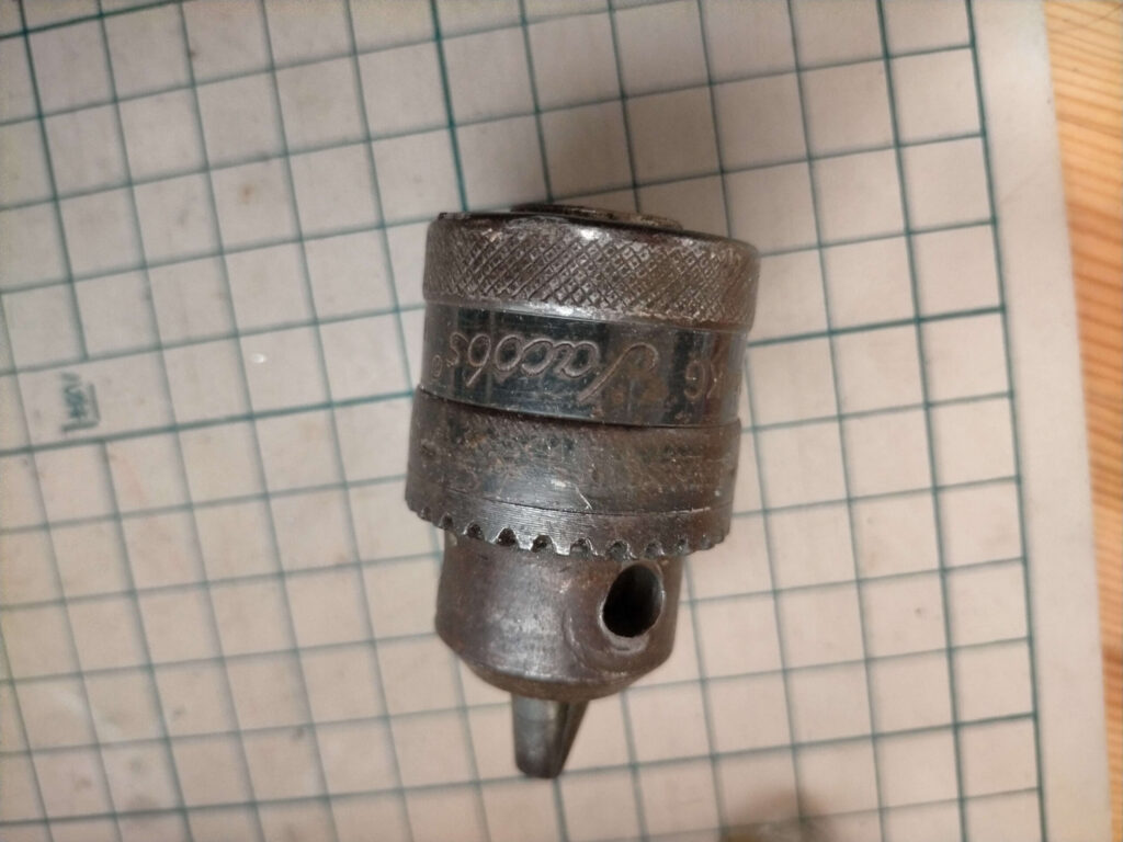 HDP-10Aから外したドリルチャック