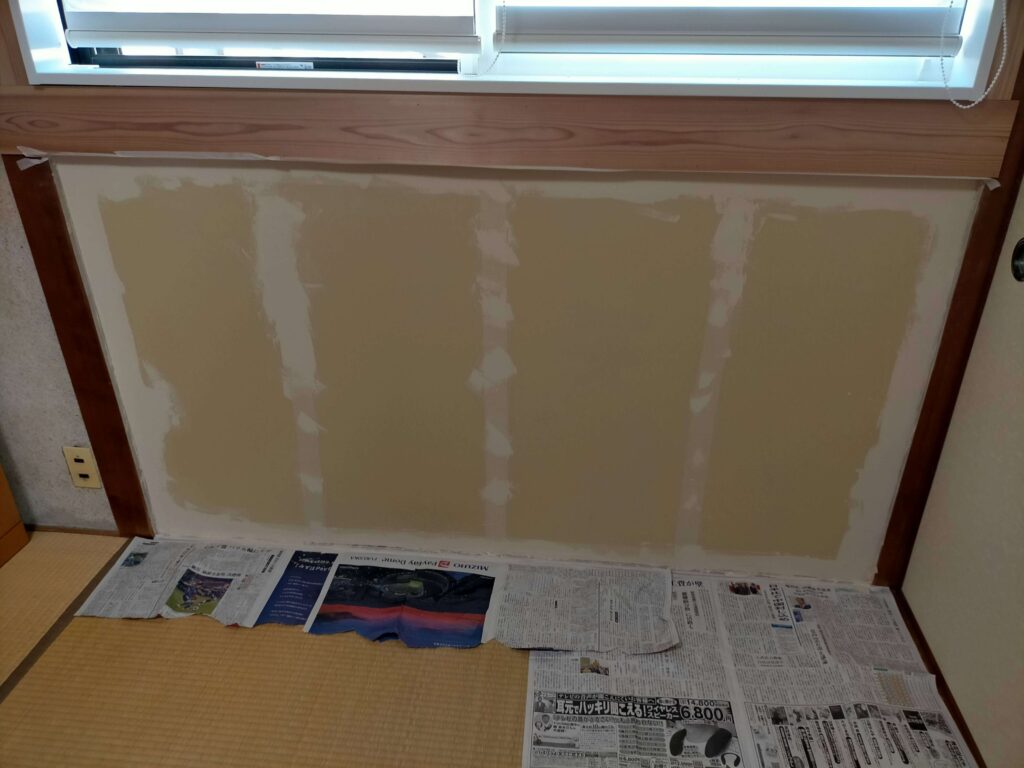 石膏ボード下地メッシュテープ貼ってパテ２回目