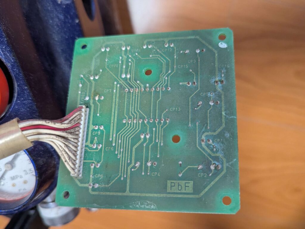 スイッチパネル基板裏