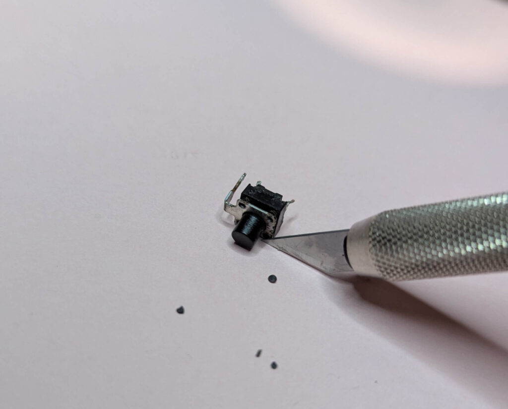 タクトスイッチ分解