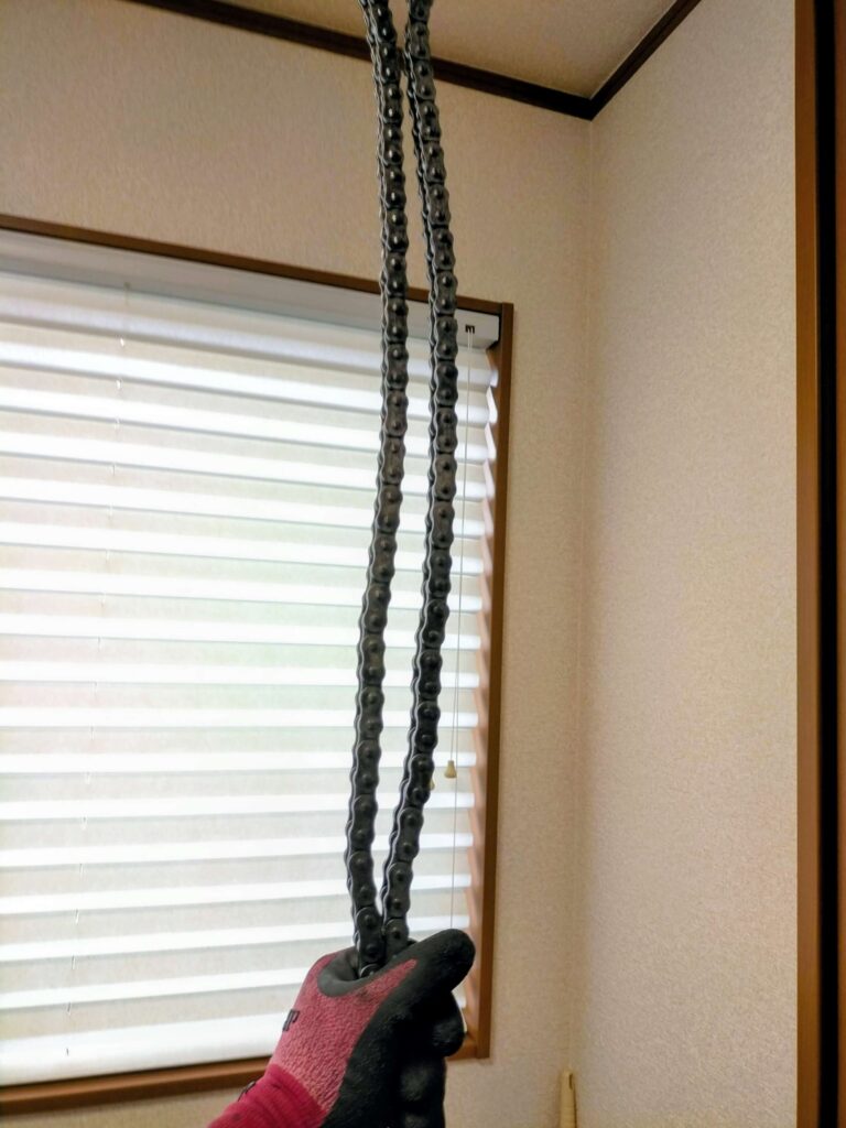 洗浄後のチェーンが直立するかどうかで交換時期（寿命）を診断するプロのチェック方法